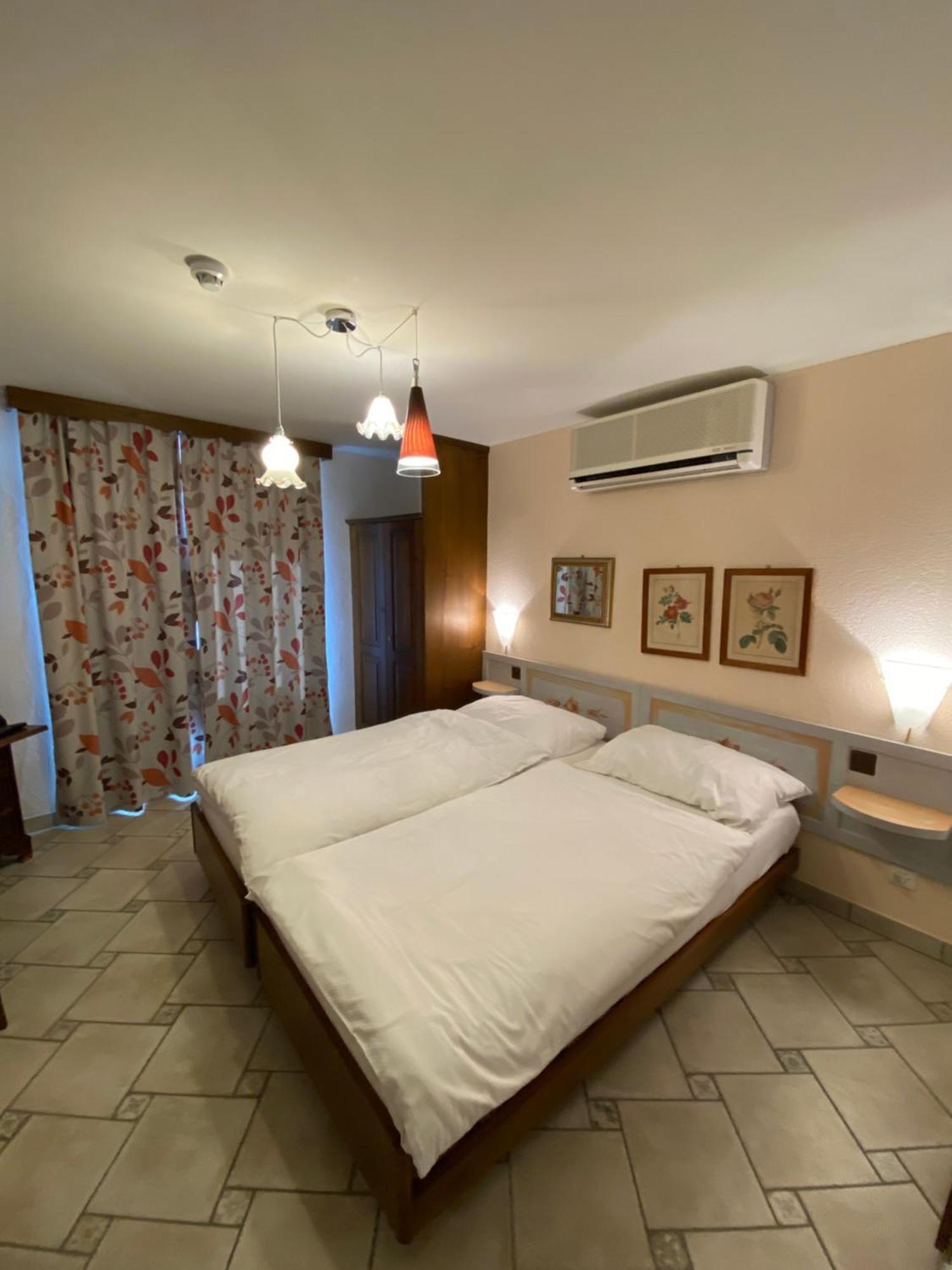 Hotel Antico Intragna Esterno foto