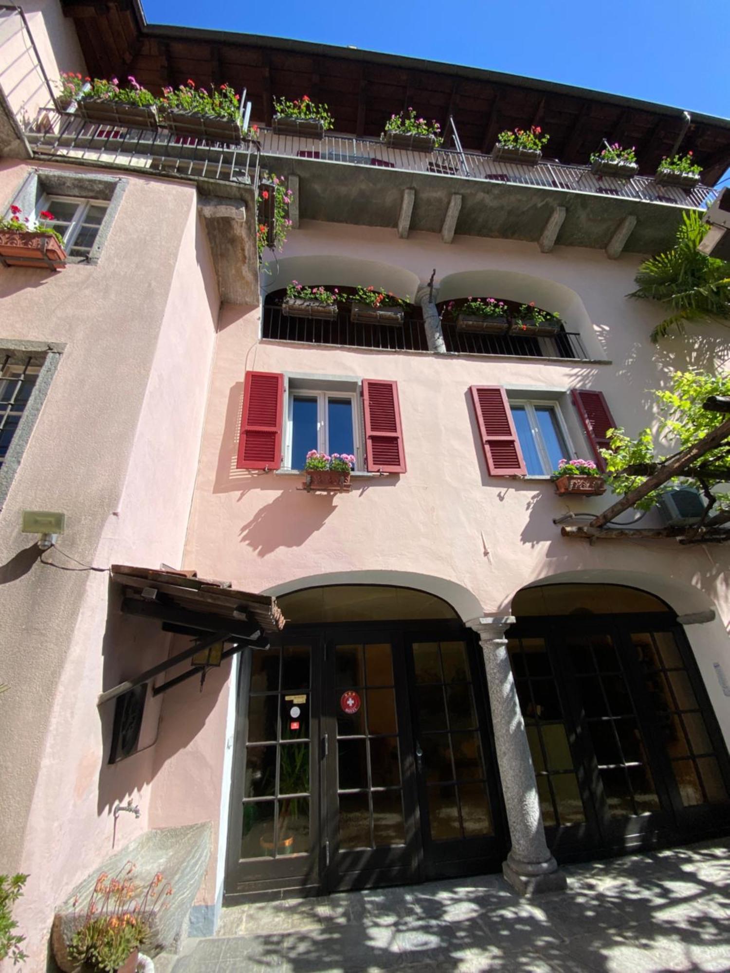 Hotel Antico Intragna Esterno foto