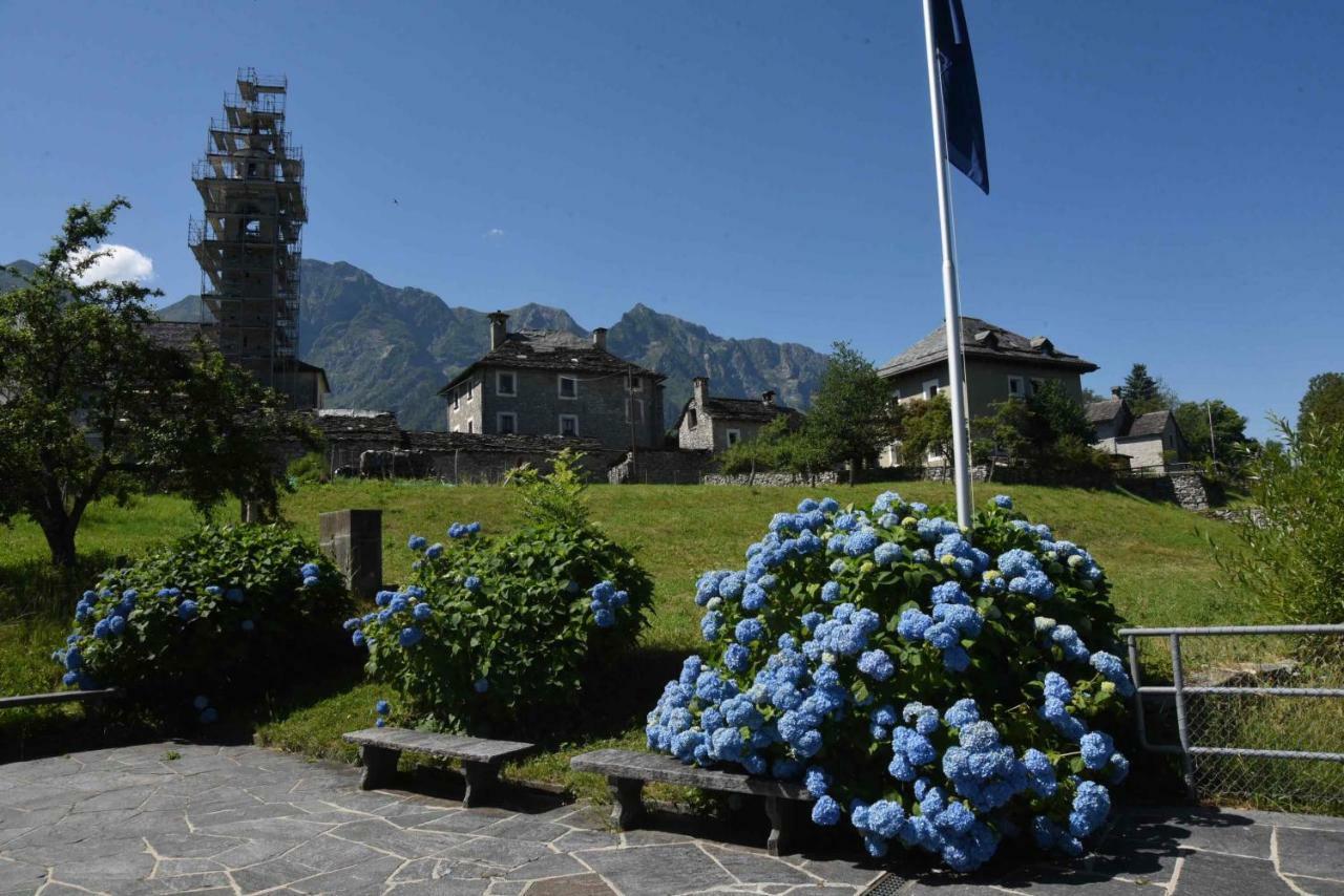 Hotel Antico Intragna Esterno foto
