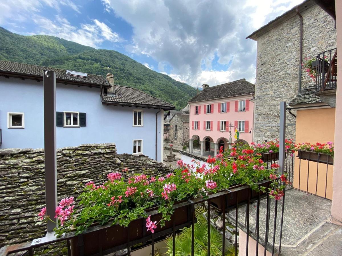 Hotel Antico Intragna Esterno foto